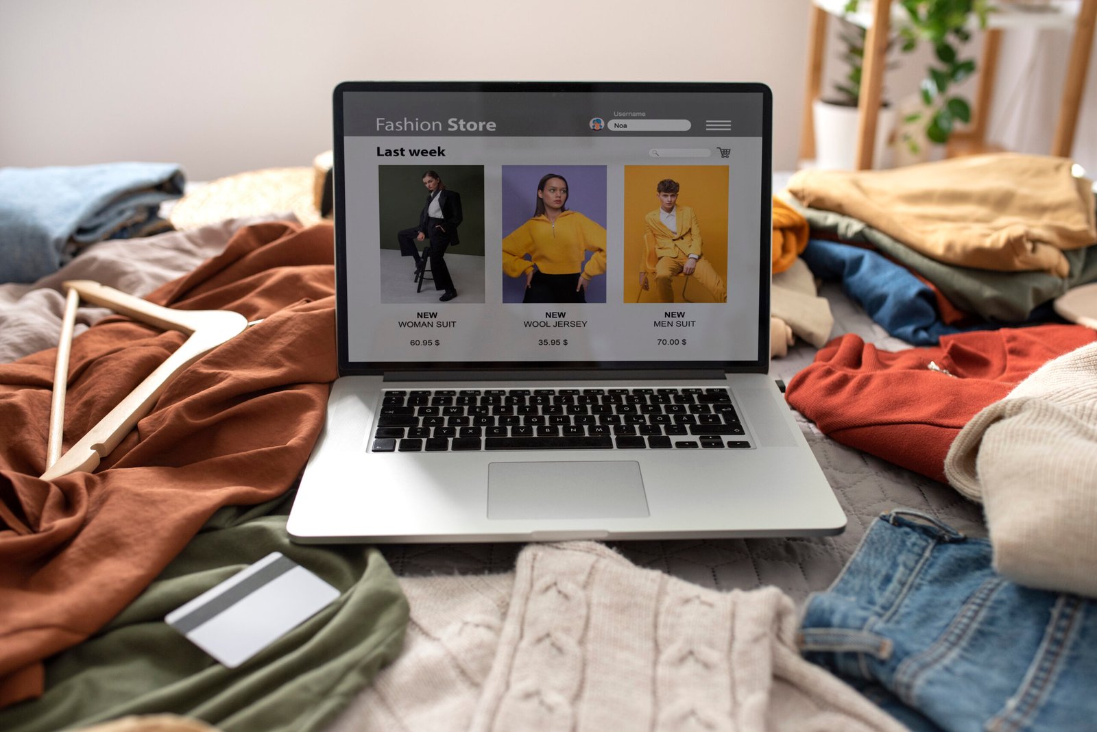 The Rise of Fashion E-Commerce: How It Impacts the Net Worth of Influencers and Brands