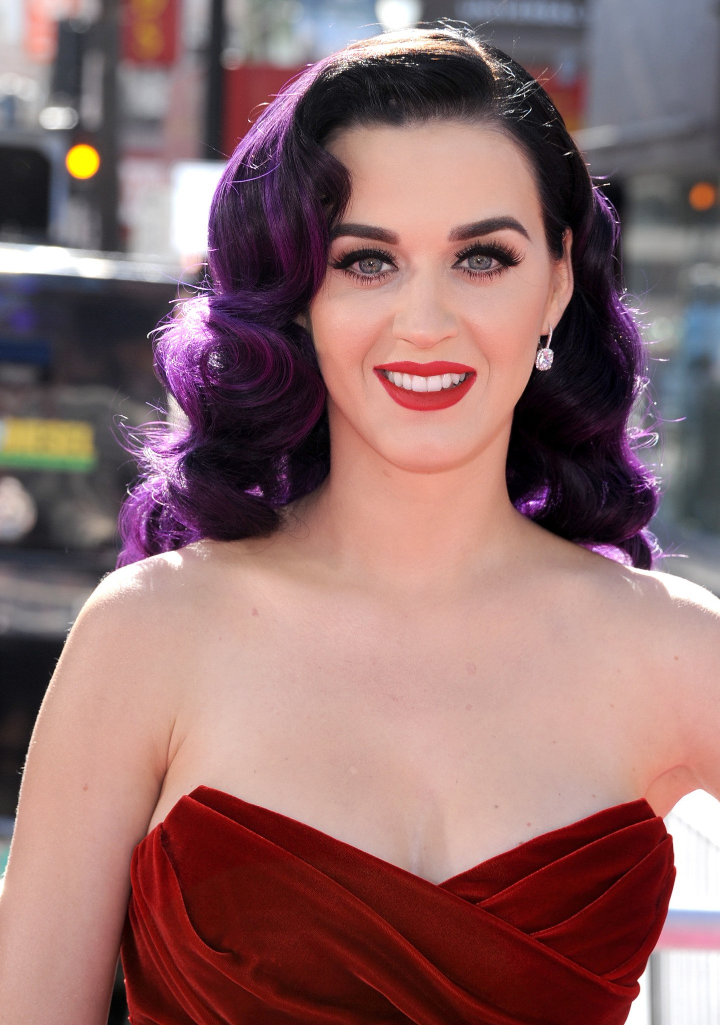 Katy Perry Net Worth 2025: A Detailed Look at Her Wealth and Earnings